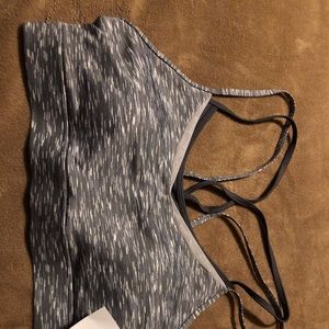 HP✨NWT✨ Zyia Luxe Strappy Bra